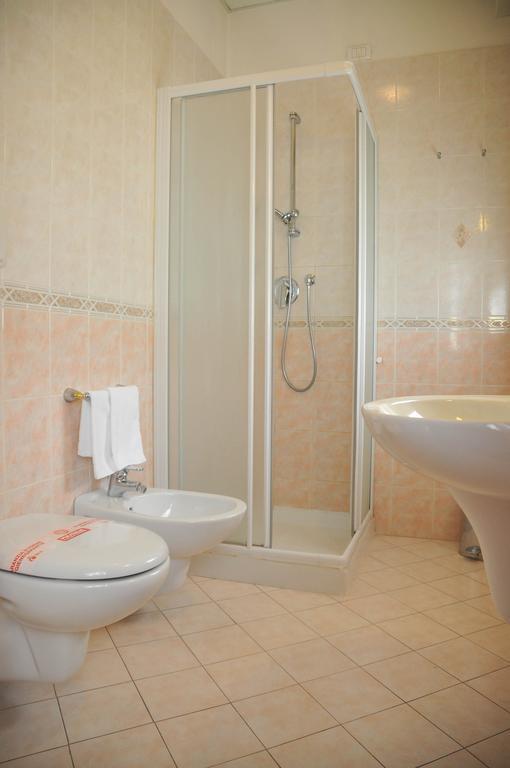 Hotel Marco Effe Mestrino Oda fotoğraf