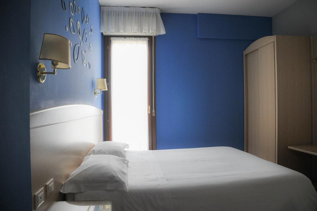 Hotel Marco Effe Mestrino Oda fotoğraf