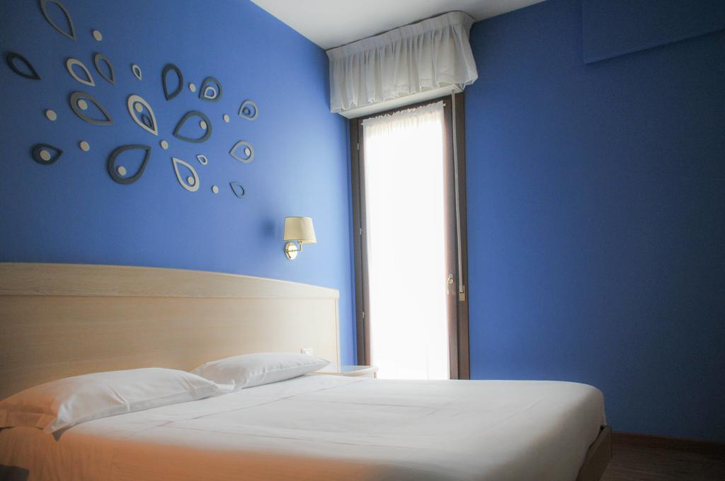 Hotel Marco Effe Mestrino Oda fotoğraf